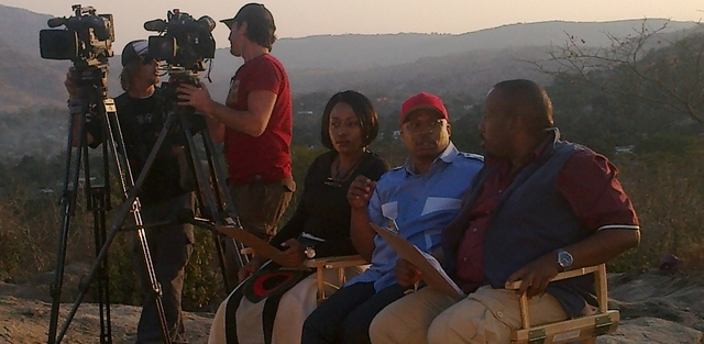 Show host Desmond (Centre) Dube and Show Judges, Thuli Mahlangu, (Left) and Timm Vellem (Right)