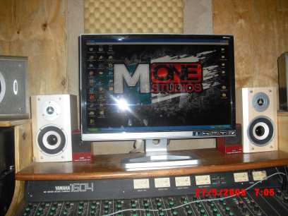 M_ONE_Studio